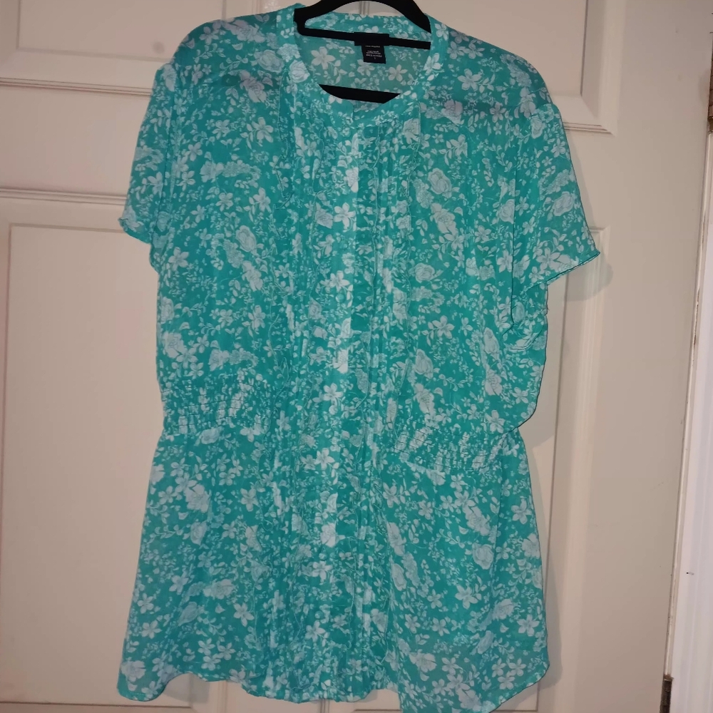 Torrid Teal Floral Blouse Flutter Sleeves Womens Sz 1 Button Down